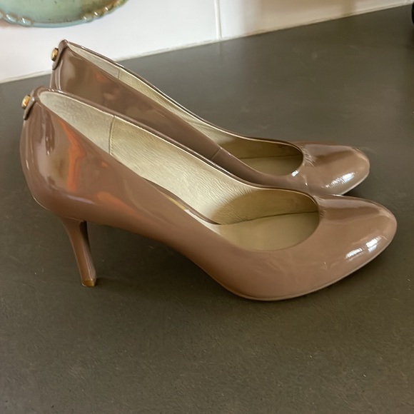 Michael Kors Shoes - Michael Kors tan Patton leather high heels. New without tags size 9 medium